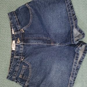 Vintage Look High Rise Mom Denim Shorts